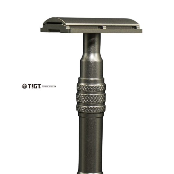 鈦金屬三件式刮鬍刀套組 - 加贈精裝鐵盒與鋁合金刀座 刮鬍刀,父親節,生日禮物,設計風格,鈦金屬,男士精品,茶道,限量商品,彩妝,鈦金屬,錶帶,餐盒,餐具,鍋具,便當盒,營養午餐,露營,癌症,罕見疾病,SPACE X,LISA,GD,台積電,LV,BV,BMW,BENZ,TESLA,輝達,黃仁勳,IF設計獎,鈦,LVMH,保時捷,日本,JAPAN,設計,鈦金,屬,GQ,Snowpeak,Audi,VW,00887,deepseek,川普,關稅,關稅戰