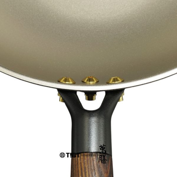 萬膳純鈦炒鍋-直徑約32公分 <99% 鈦金屬一體成型製成> 三星,GalaxyWatchUltra,Apple,勞力士,鈦金屬,錶帶,衝浪,浮潛
,LVMH,Garmin,BMW,VOGUE,犀牛盾,鈦金屬,露營,健康,癌症,罕見疾病,LV,BV,BMW,BENZ,TESLA,輝達,黃仁勳,鈦,LVMH,保時捷,日本,JAPAN,設計,鈦金屬,露營,鍋具,烘焙,廚具,關稅,Ai,台積電,血癌,沈玉琳,關稅