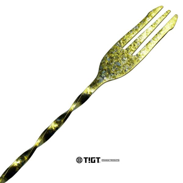 鈦製鎏金螺旋叉勺 - 長度 245mm，純鈦打造 鈦金屬,錶帶,餐盒,便當盒,營養午餐,露營,健康,癌症,罕見疾病,SPACE X,LISA,GD,LV,BV,BMW,BENZ,TESLA,輝達,黃仁勳,IF設計獎,鈦,LVMH,保時捷,日本,JAPAN,伊朗,設計,鈦金屬,露營,GQ,Snowpeak,RAV4,VW,00940,颱風,地震,哪吒,GARMIN,APPLE,SAMSUNG,川普,手機殼,調酒