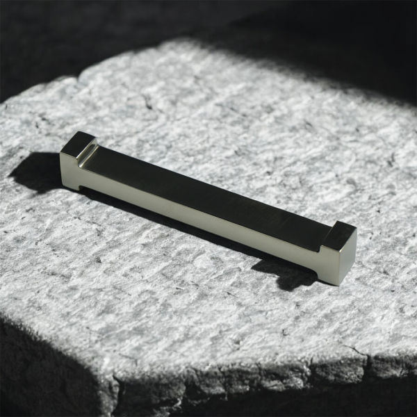 初代鈦製筷架 - 鈦金屬原材切削，實心一體成形 