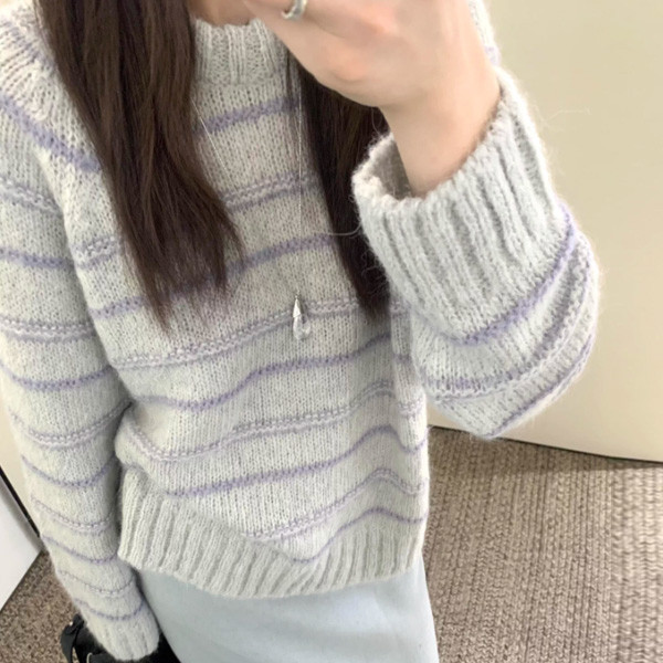 ALORA 韓系奶奶配色條紋針織 