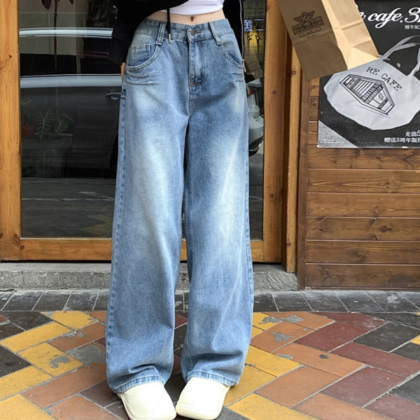 ALORA 洗白刷色大直桶牛仔褲 