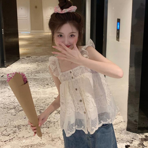 ALORA 滿滿蕾絲荷葉吊帶上衣 