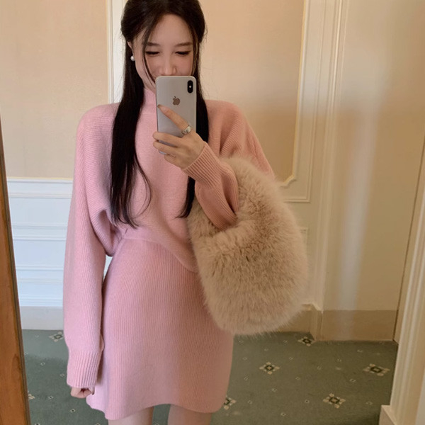 ALORA 三色必買半高領針織套裝 