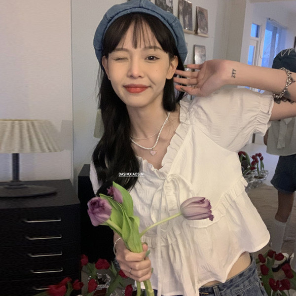 ALORA 佳人有約荷葉後綁帶上衣 