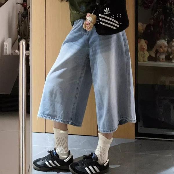 ALORA 個性水洗刷色七分牛仔褲 