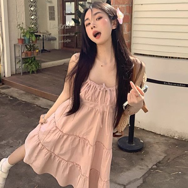 ALORA 甜蜜教主傘狀洋裝 