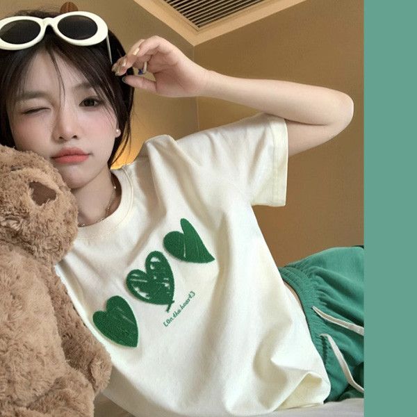 ALORA 三顆塗鴉愛心短T 