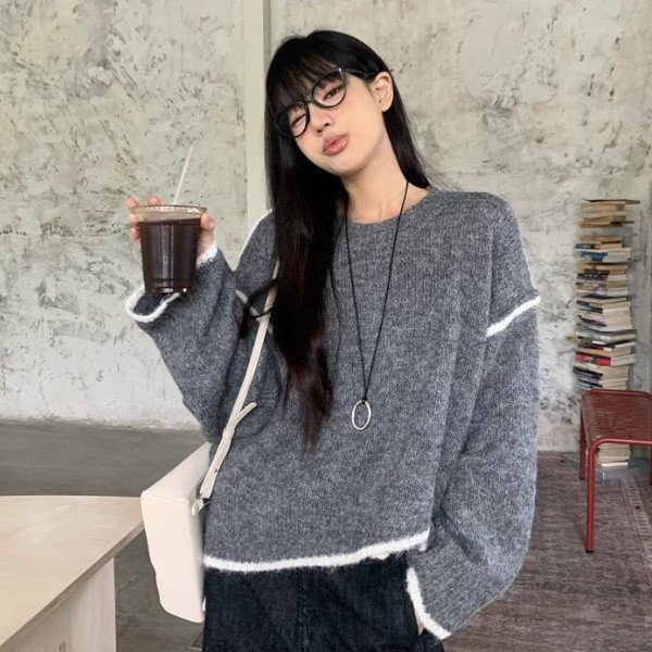 ALORA 拼接線條感針織毛衣 