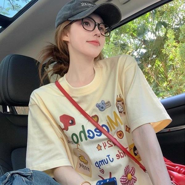 ALORA 很多小圖案印花短t 