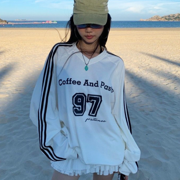 ALORA 數字97運動風長T 