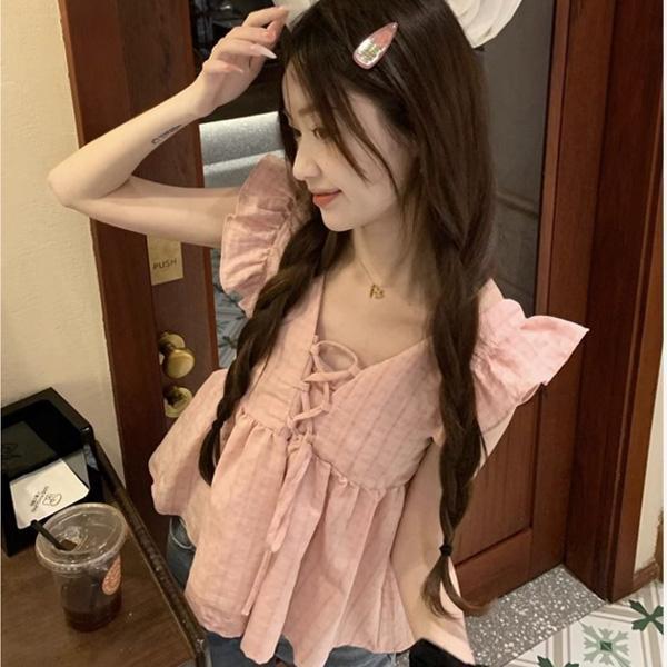 ALORA 胸前交叉綁帶飛袖襯衫 