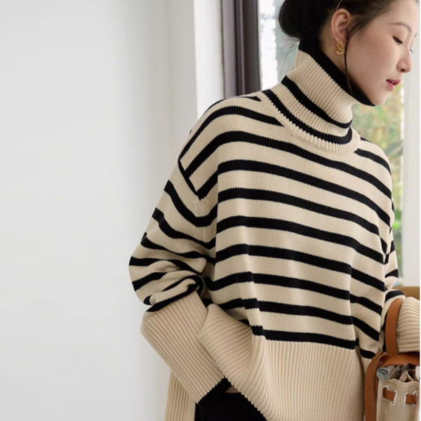 ALORA 復古高領條紋撞色針織毛衣 