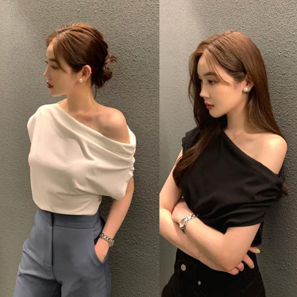 ALORA 爆款!太空棉露肩上衣 