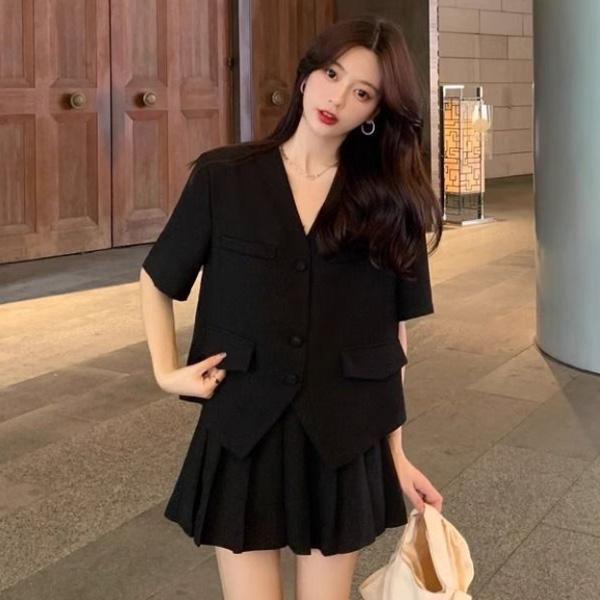 ALORA 好看短袖西裝兩件式套裝 