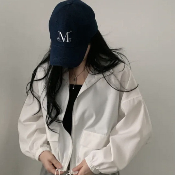 ALORA 工裝抽繩防曬夾克外套 