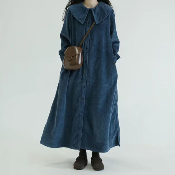 ALORA 翻領燈心絨開襟洋裝外套 