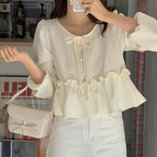 ALORA 甜美蝴蝶結印花襯衫 