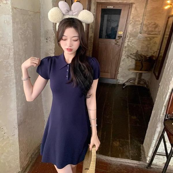 ALORA 三顆扣POLO針織洋裝 