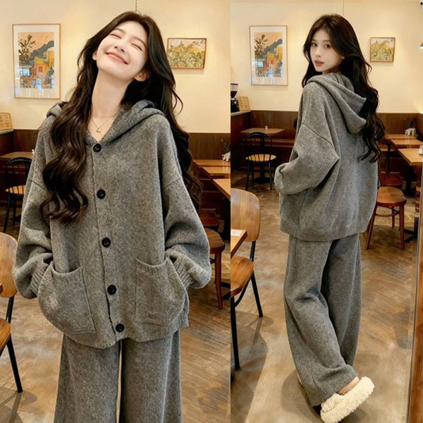 ALORA 基礎連帽款兩件式套裝 