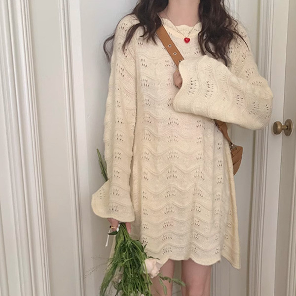 ALORA 甜蜜少女簍空針織洋裝 