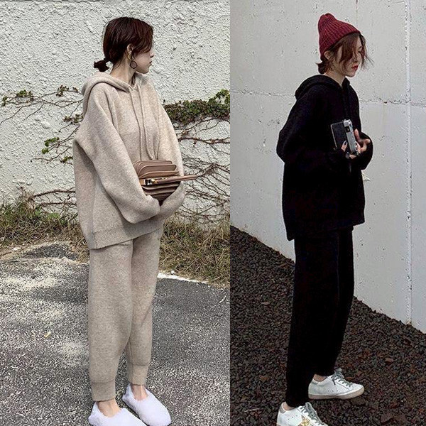 ALORA 軟糯純色連帽針織兩件式套裝 