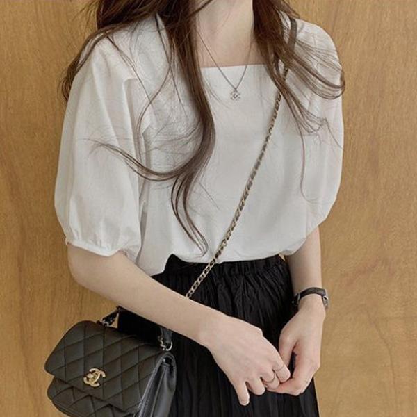 ALORA 甜美方領泡泡袖上衣 