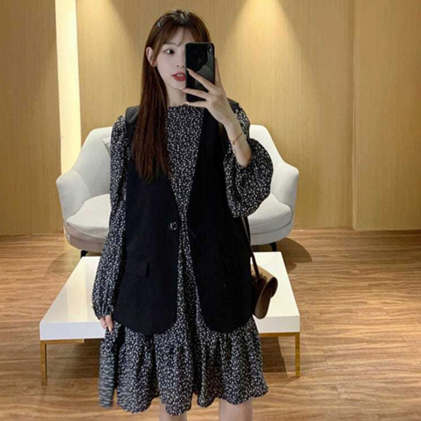 ALORA 碎花洋裝兩件式套裝 