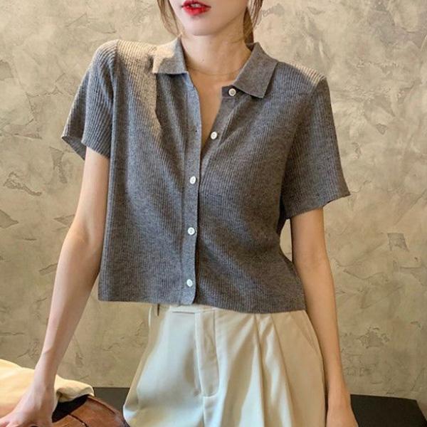 ALORA 純色針織POLO領上衣 