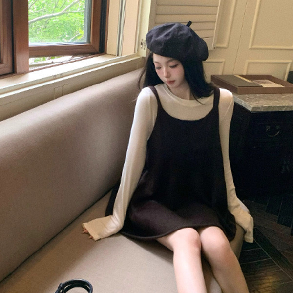ALORA 針織吊帶洋裝兩件式套裝 
