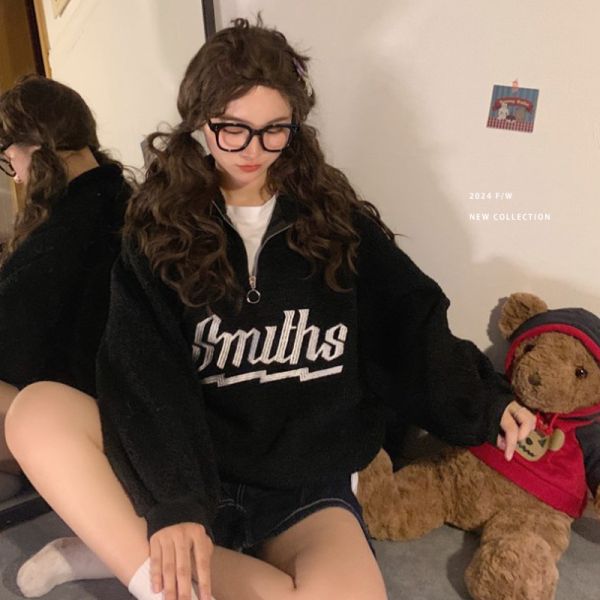 ALORA 半拉鍊羊羔毛英文上衣 