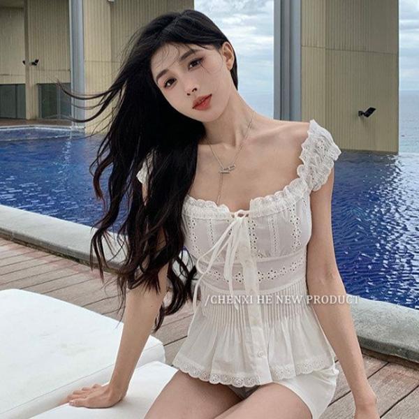 ALORA 爆炸美!質感蕾絲緹花上衣 