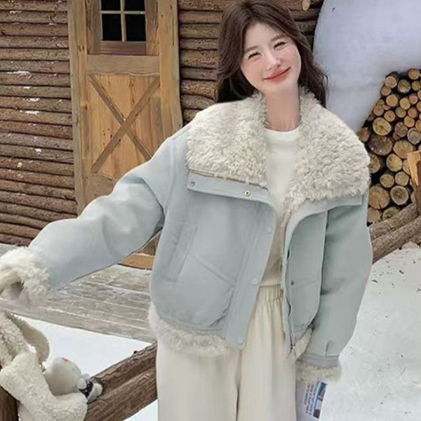 ALORA 小個女孩大翻領羊羔毛外套 