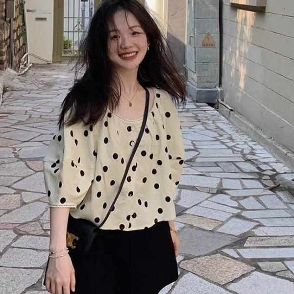 ALORA 復古大點點花邊領口襯衫 