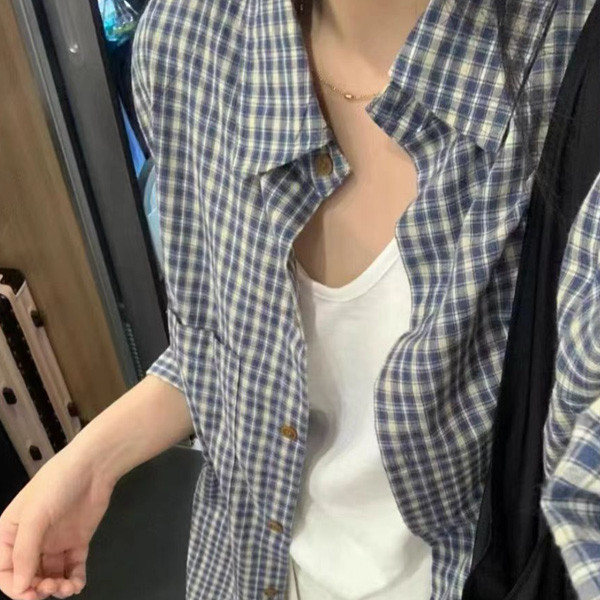 ALORA 文青小藍格長袖襯衫 