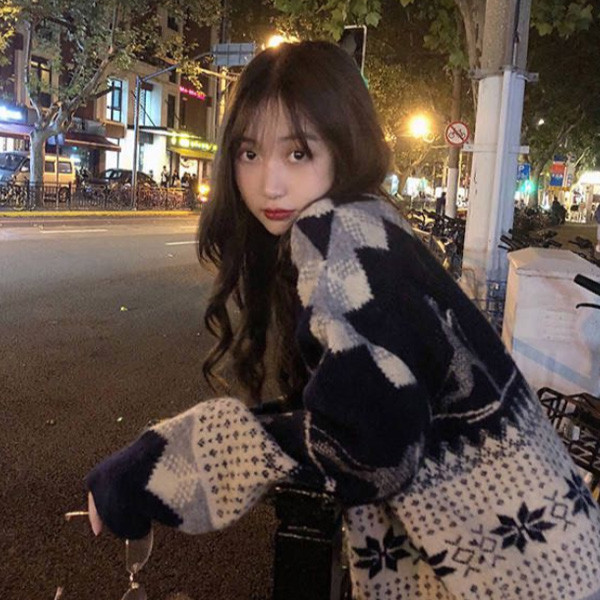 ALORA 北歐雪花風針織毛衣 