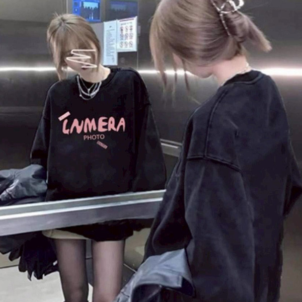 ALORA 粉色英文字母洗就衛衣 