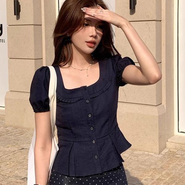 ALORA 法式翻領排扣上衣 