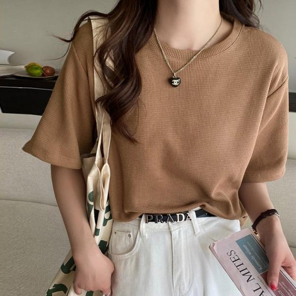 ALORA 簡單華夫格純色短T 