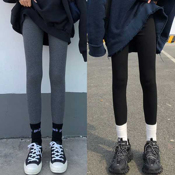 ALORA 彈力小刷毛內搭褲 