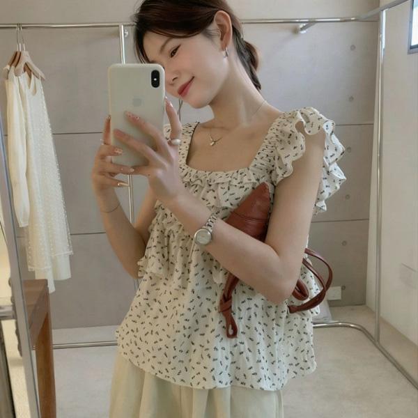 ALORA 小花朵蛋糕飛袖上衣 
