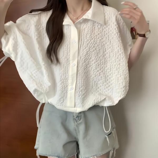 ALORA 立體紋理下擺抽繩襯衫 