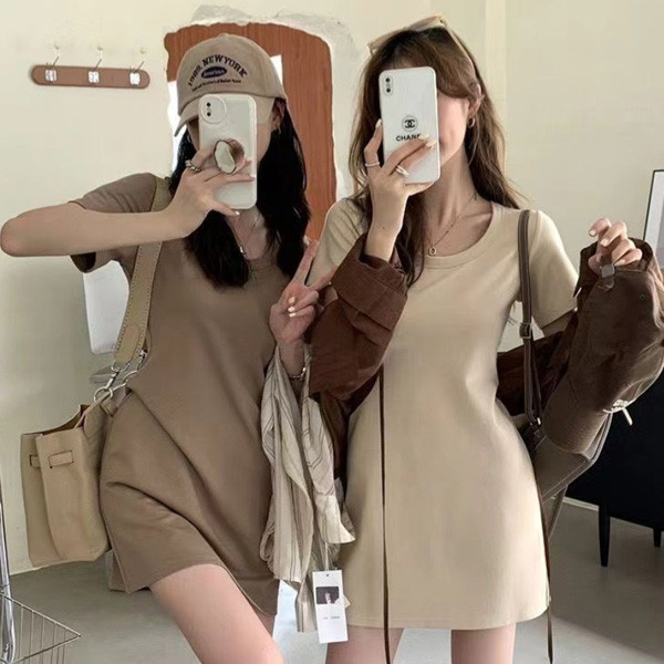 ALORA 基礎女孩圓領百搭洋裝 