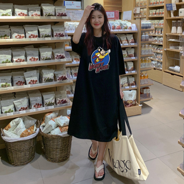 ALORA 卡通超人印花T恤洋裝 