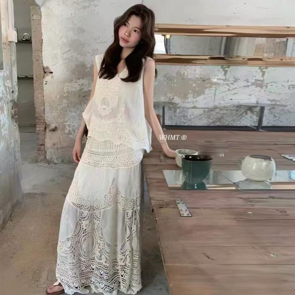 ALORA 浪漫蕾絲緹花兩件式套裝 