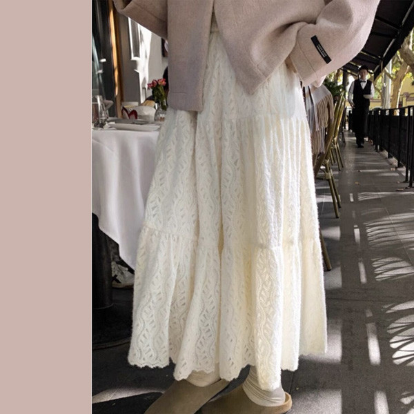 ALORA 疊穿加絨蕾絲長裙 