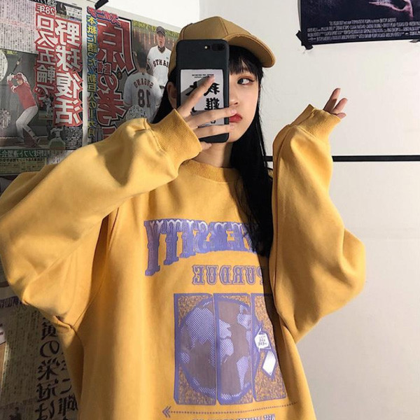 ALORA 地球印花加絨衛衣 