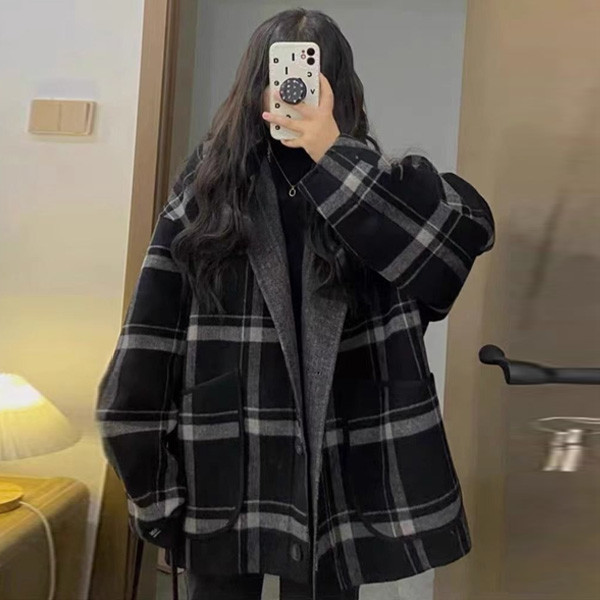 ALORA 復古格子毛尼大衣外套 