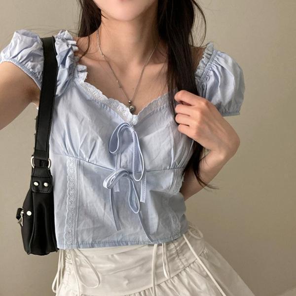 ALORA 甜系蝴蝶結公主袖上衣 