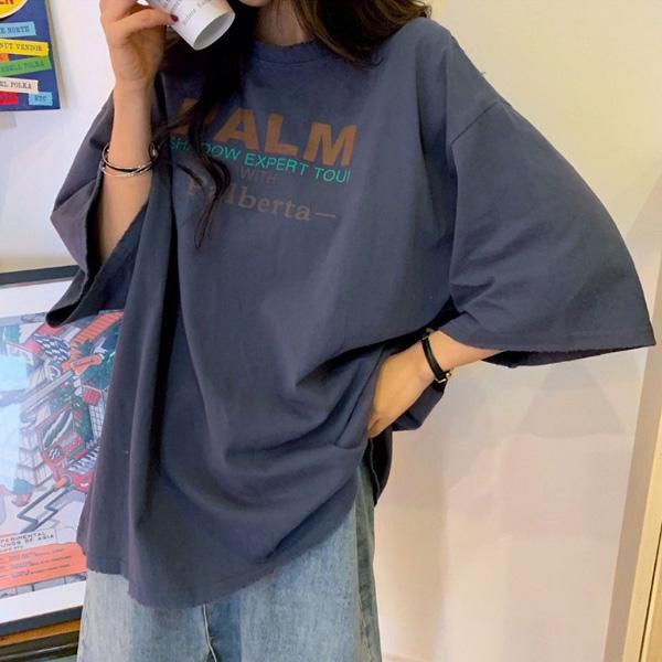 ALORA PALM英文字母五分袖短T 